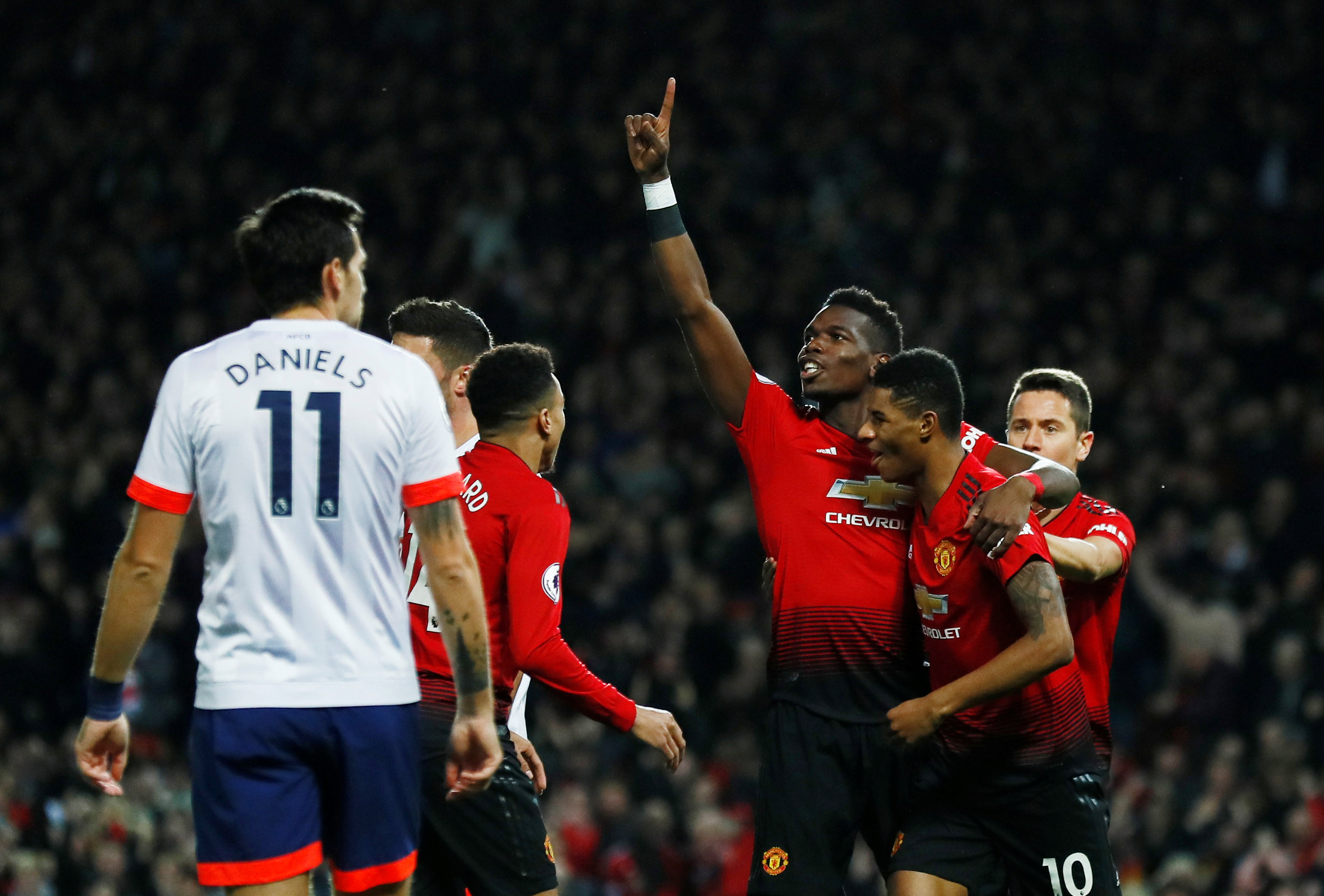 手正处于其 手正处于其