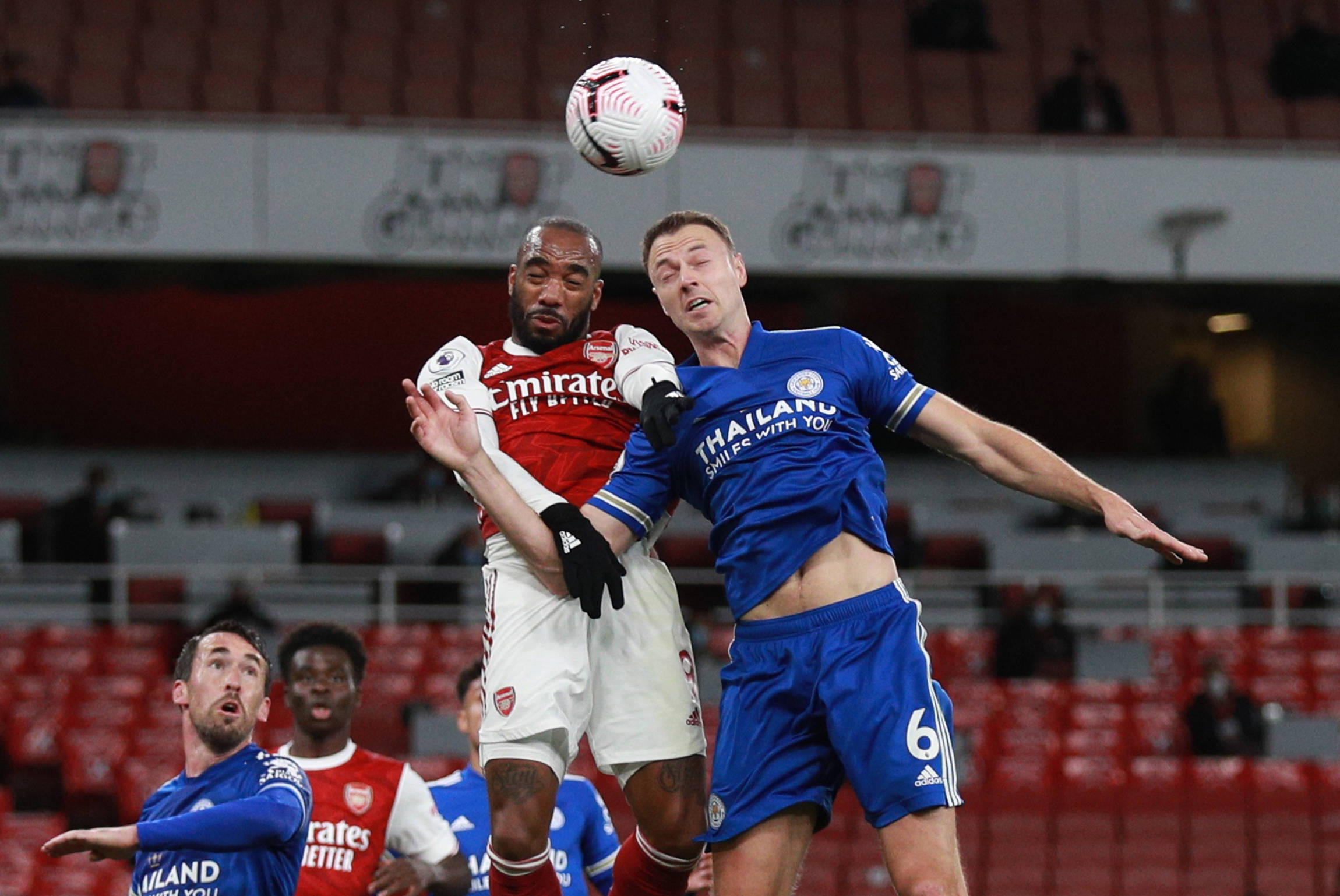 中尤为突出 中尤为突出